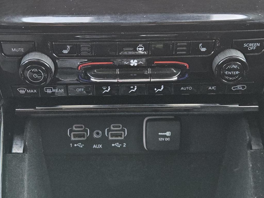 used 2022 Jeep Grand Cherokee car, priced at $25,000