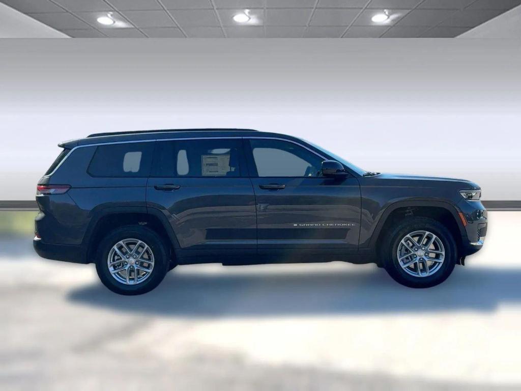 new 2025 Jeep Grand Cherokee L car, priced at $37,673