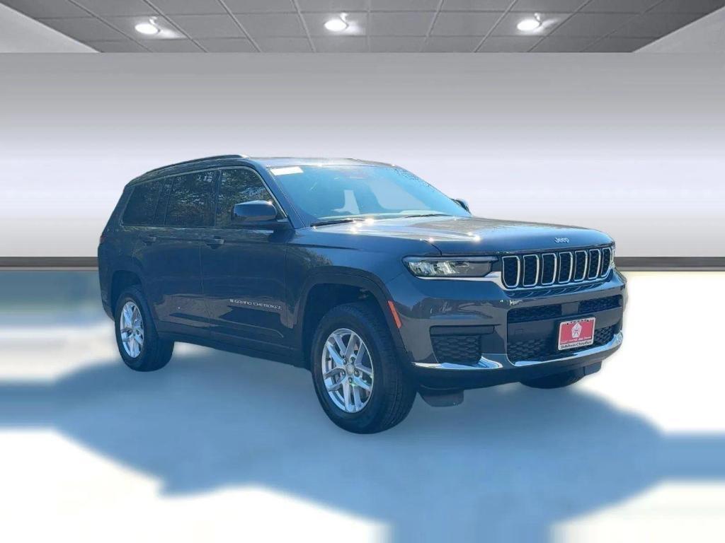 new 2025 Jeep Grand Cherokee L car, priced at $37,673