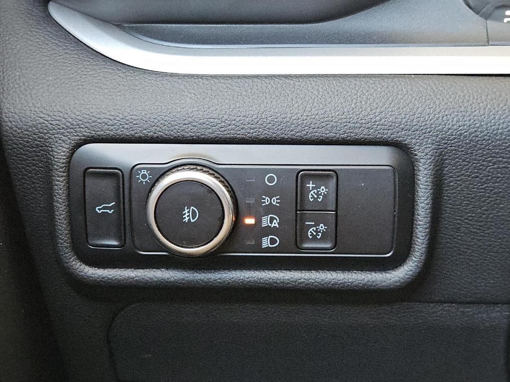 used 2023 Ford Explorer car, priced at $28,500