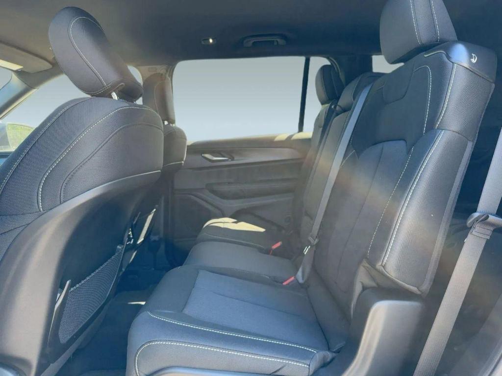 new 2025 Jeep Grand Cherokee L car, priced at $37,899