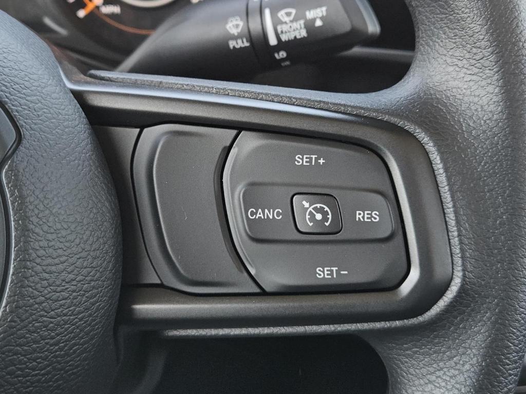 new 2026 Jeep Gladiator car, priced at $41,723