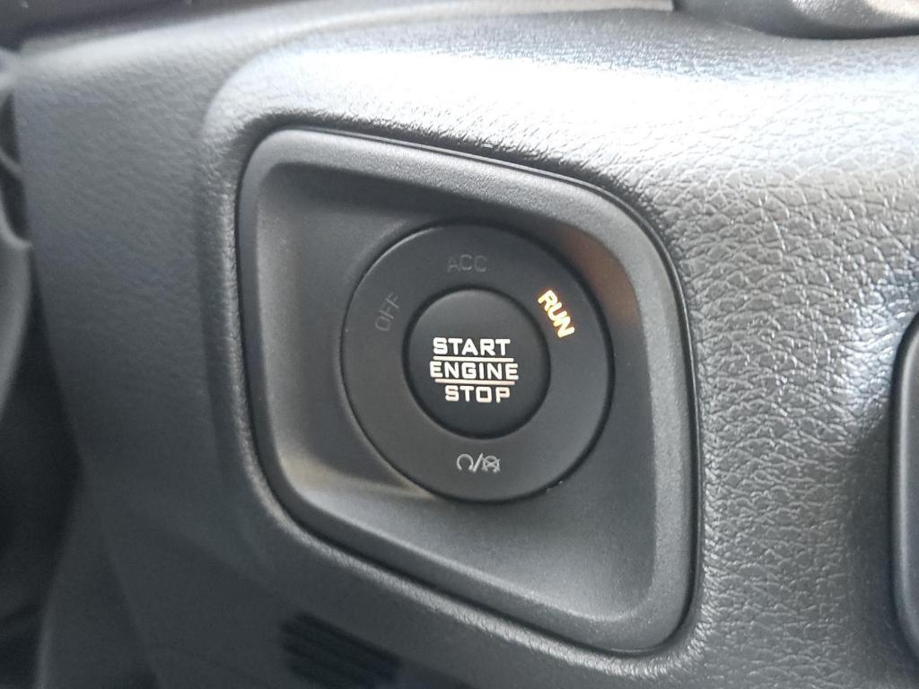 new 2026 Jeep Gladiator car, priced at $41,723