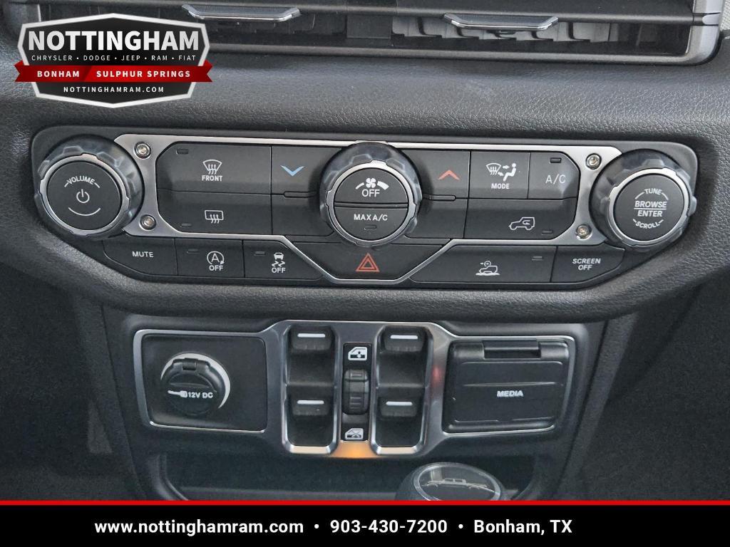 new 2026 Jeep Gladiator car, priced at $38,123
