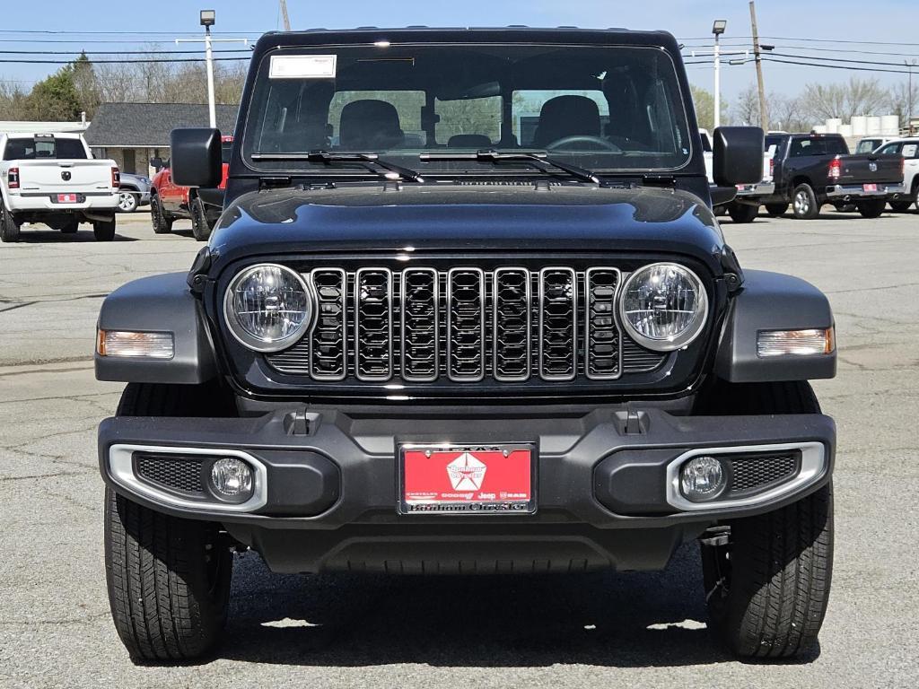 new 2026 Jeep Gladiator car, priced at $41,723