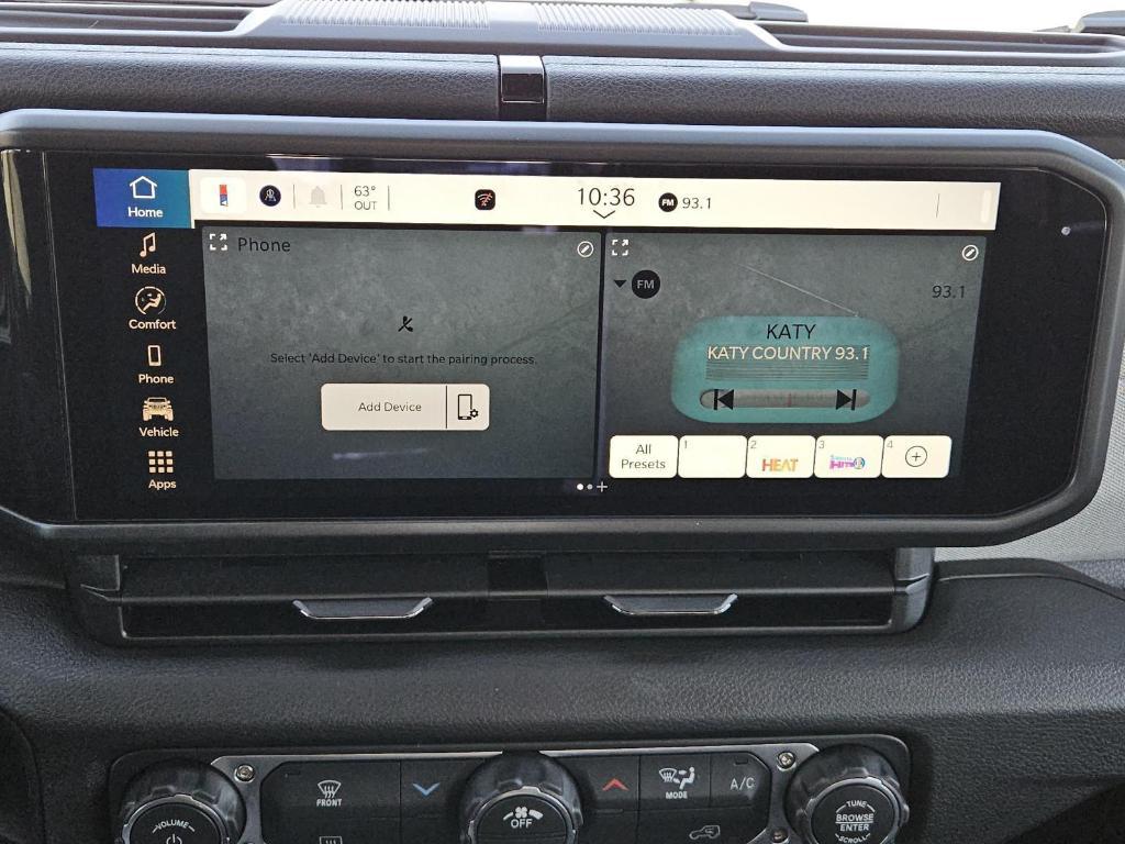 new 2026 Jeep Gladiator car, priced at $41,723