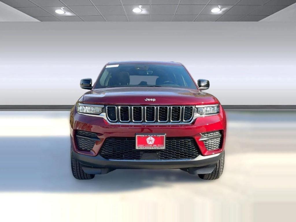 new 2025 Jeep Grand Cherokee car, priced at $35,499