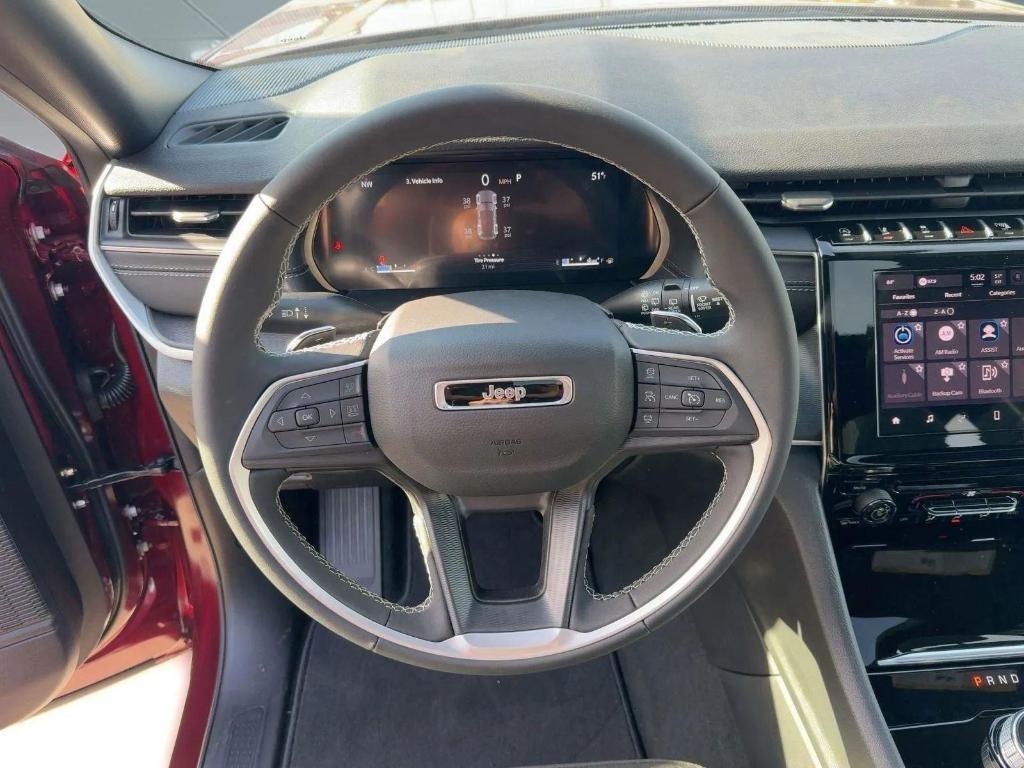 new 2025 Jeep Grand Cherokee car, priced at $35,499