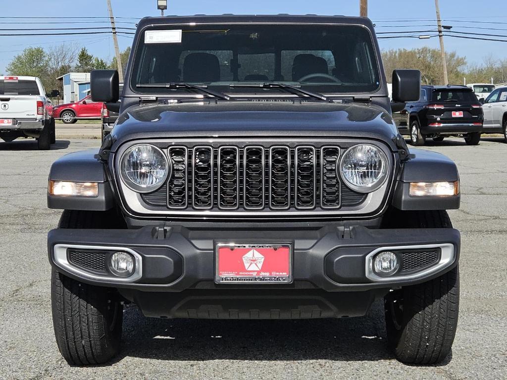 new 2025 Jeep Gladiator car, priced at $43,458