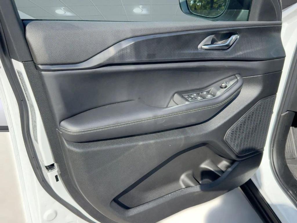 new 2025 Jeep Grand Cherokee car, priced at $31,403