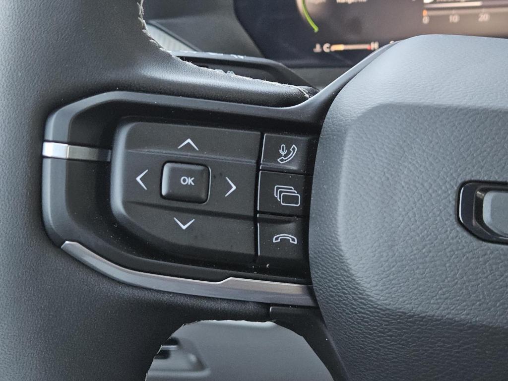 new 2026 Jeep Cherokee car, priced at $40,129