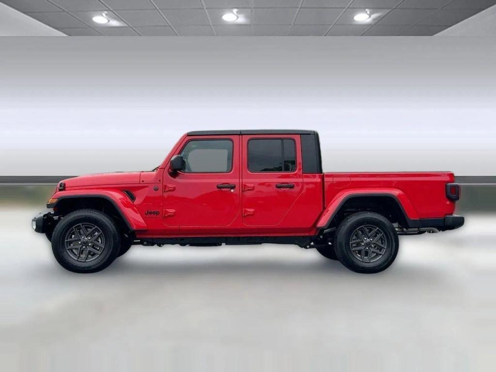 new 2025 Jeep Gladiator car, priced at $40,795