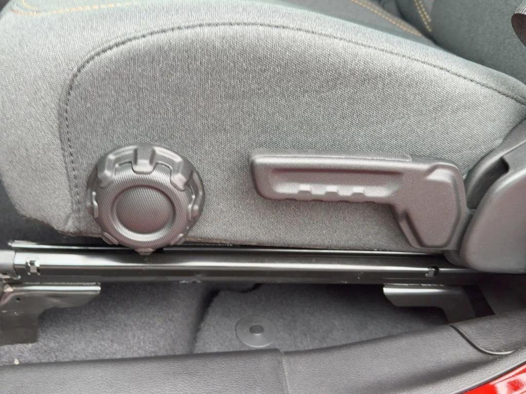 new 2025 Jeep Gladiator car, priced at $40,795