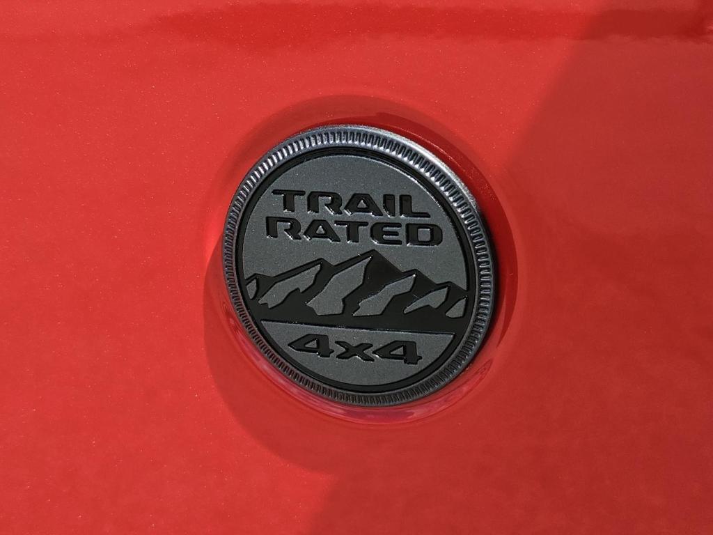 new 2025 Jeep Gladiator car, priced at $43,839