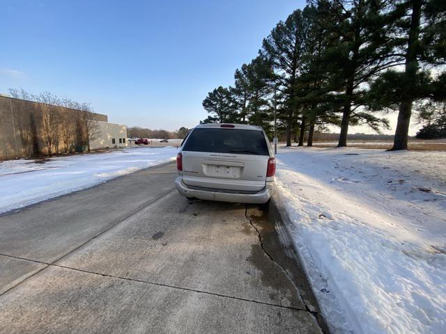used 2006 Dodge Grand Caravan car, priced at $3,898