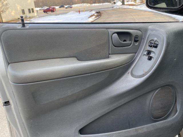 used 2006 Dodge Grand Caravan car, priced at $3,898