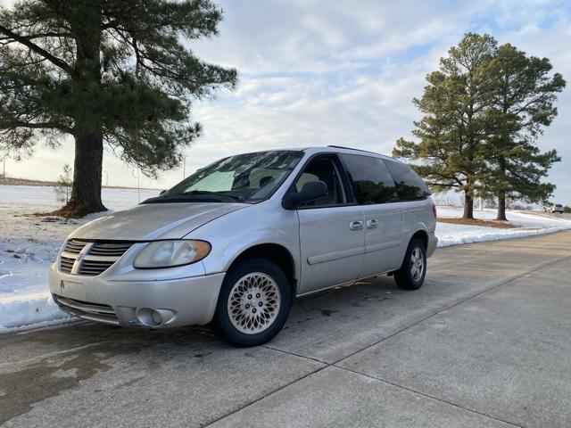 used 2006 Dodge Grand Caravan car, priced at $3,898