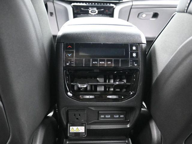 new 2026 Jeep Grand Cherokee L car, priced at $41,301
