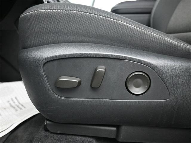 used 2024 Chevrolet Traverse car, priced at $32,500