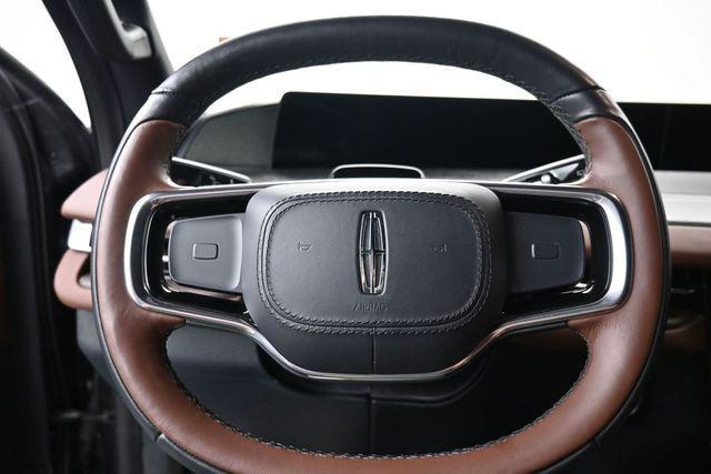 used 2025 Lincoln Navigator car, priced at $87,526