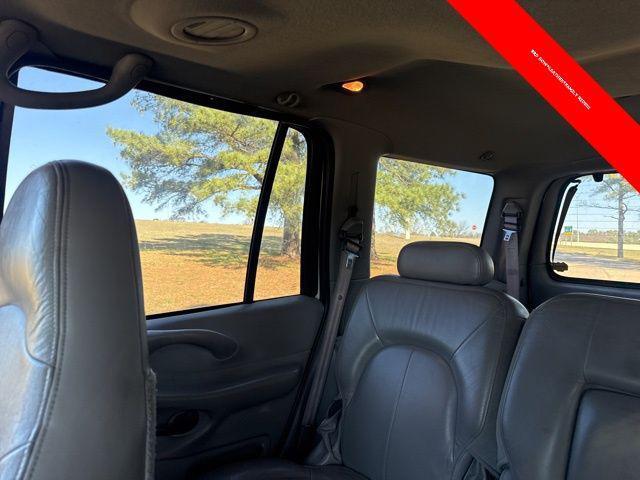 used 2001 Ford Expedition car, priced at $1,000