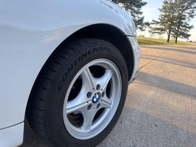 used 1998 BMW Z3 car