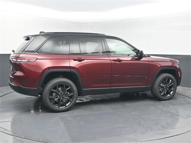 new 2025 Jeep Grand Cherokee car, priced at $48,742
