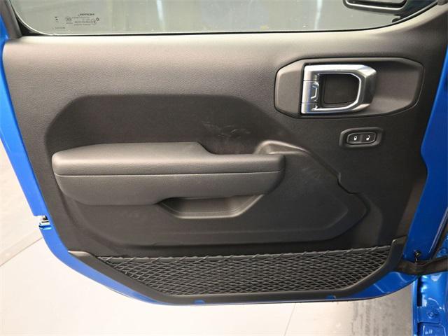 new 2026 Jeep Wrangler car, priced at $39,370