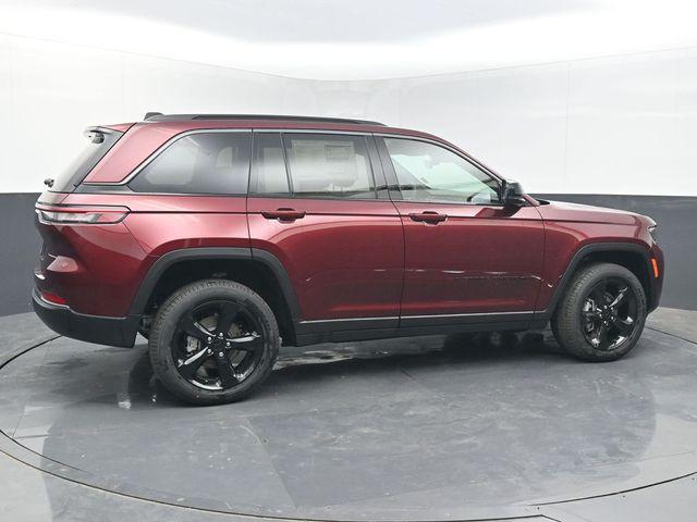 new 2026 Jeep Grand Cherokee car, priced at $38,606
