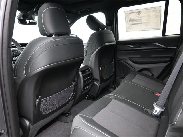 new 2026 Jeep Grand Cherokee car, priced at $45,830