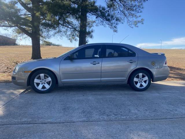 used 2009 Ford Fusion car, priced at $2,799