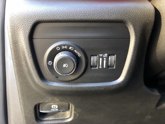 used 2024 Jeep Grand Cherokee car, priced at $31,862