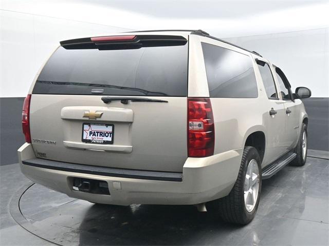 used 2007 Chevrolet Suburban car, priced at $5,888