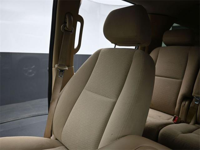 used 2007 Chevrolet Suburban car, priced at $5,888