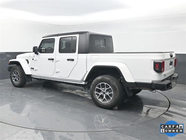 used 2024 Jeep Gladiator car, priced at $37,855