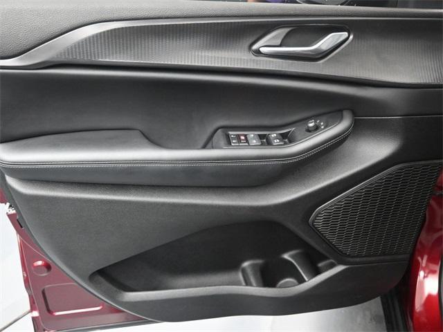 used 2024 Jeep Grand Cherokee car, priced at $28,985