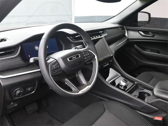 used 2024 Jeep Grand Cherokee car, priced at $28,985