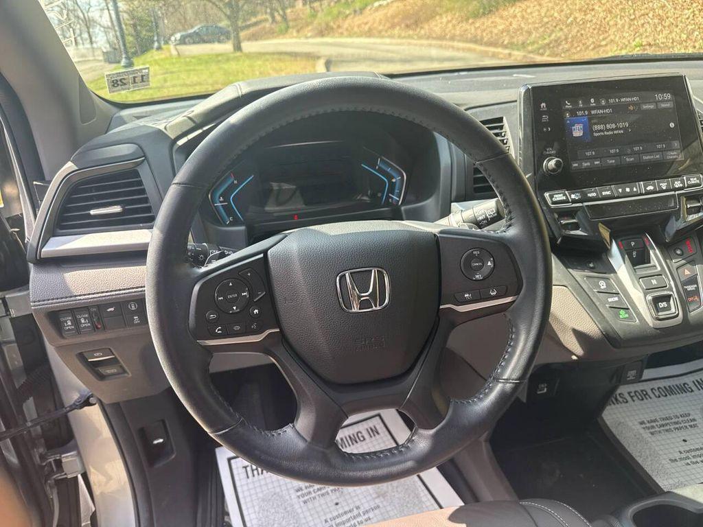 used 2024 Honda Odyssey car, priced at $36,995