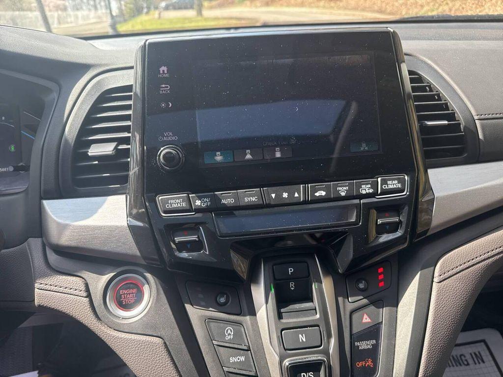 used 2024 Honda Odyssey car, priced at $36,995