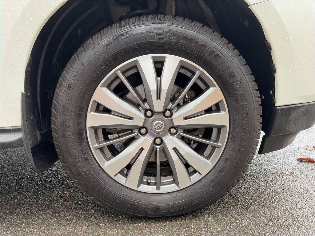 used 2020 Nissan Pathfinder car, priced at $18,591