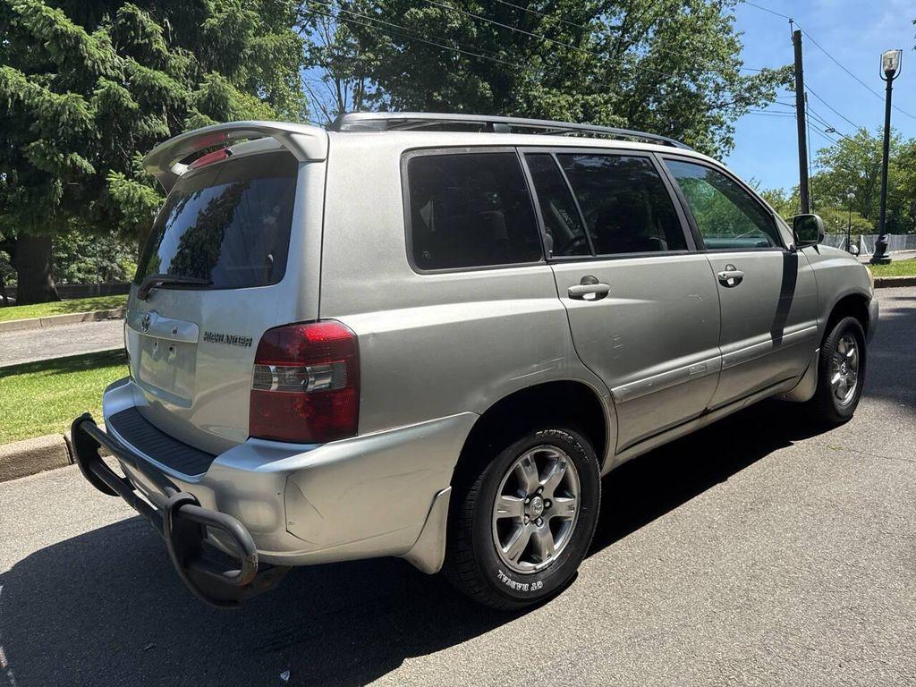 used 2007 Toyota Highlander car, priced at $3,991
