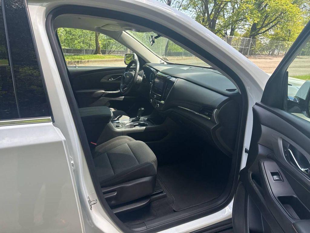 used 2020 Chevrolet Traverse car, priced at $22,995