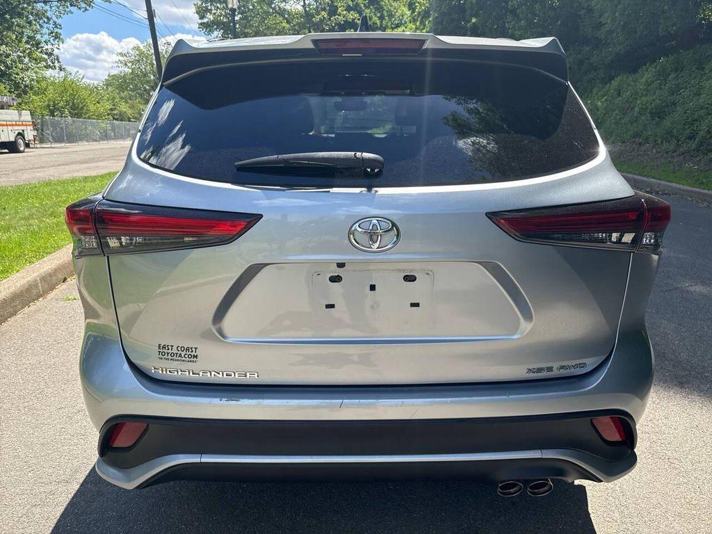 used 2021 Toyota Highlander car, priced at $27,500