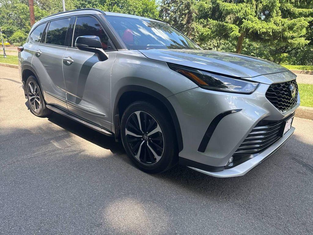 used 2021 Toyota Highlander car, priced at $27,500