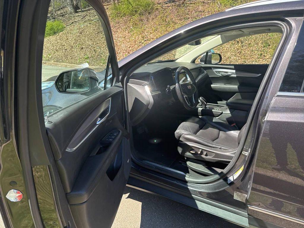 used 2017 Cadillac XT5 car, priced at $10,991