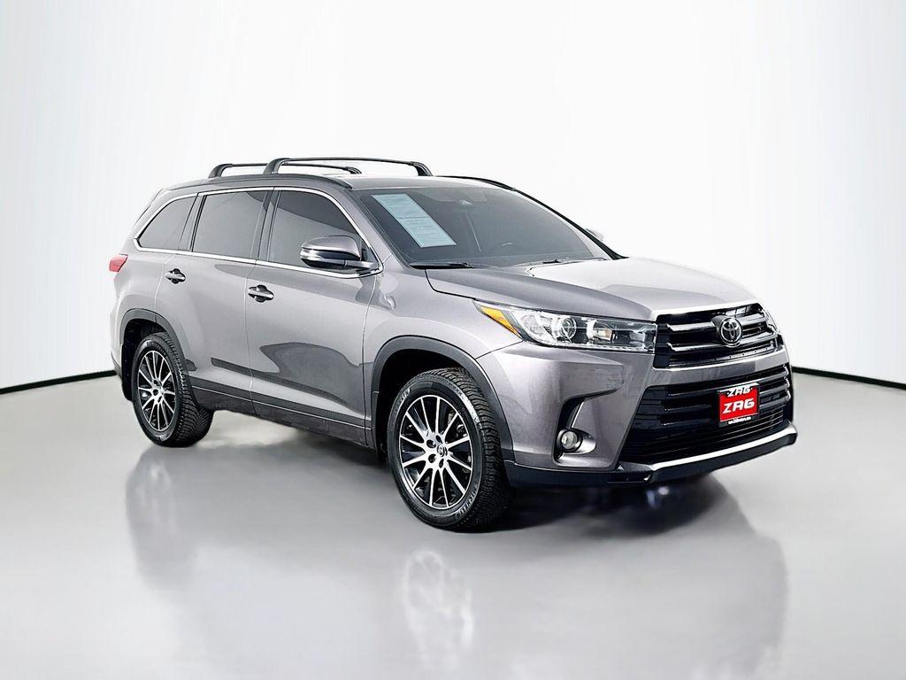 used 2018 Toyota Highlander car