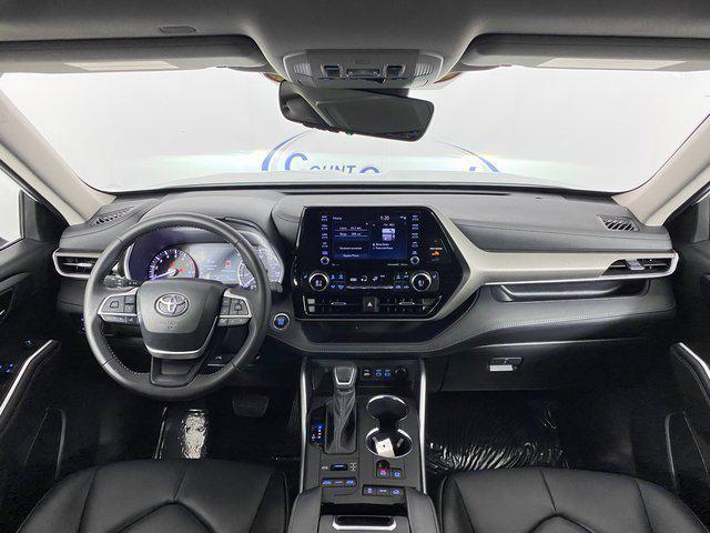 used 2022 Toyota Highlander car, priced at $30,990