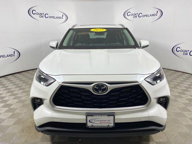 used 2022 Toyota Highlander car, priced at $30,990