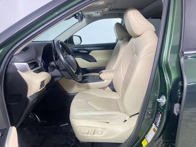 used 2023 Toyota Highlander car, priced at $37,995
