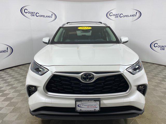 used 2022 Toyota Highlander car, priced at $34,495